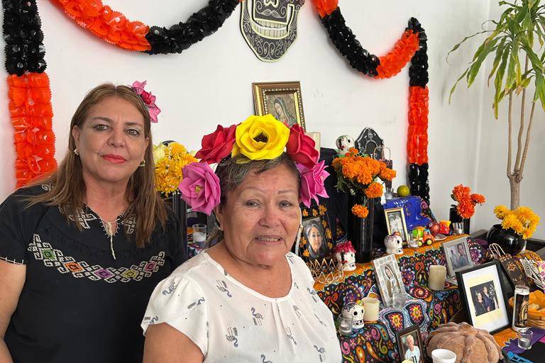 Honran a los fieles difuntos con tradicional convivencia