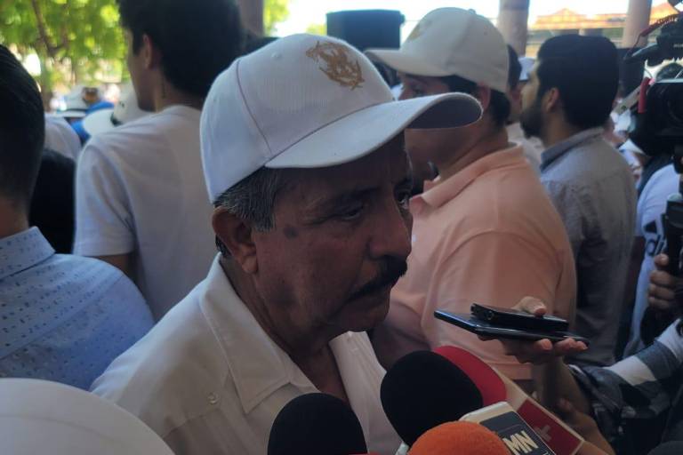 Se ofrece Estrada Ferreiro como abogado en cualquier conflicto contra Gobierno