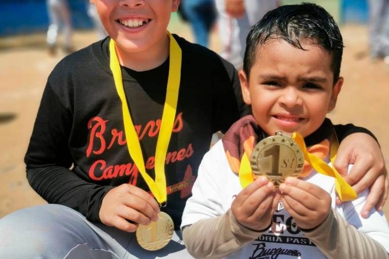 Termina con éxito una temporada más en la Liga de Beisbol Infantil y Juvenil del Muralla