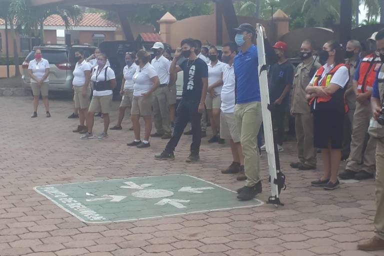 Refrenda Protección Civil de Mazatlán compromiso de apoyo a la ciudadanía