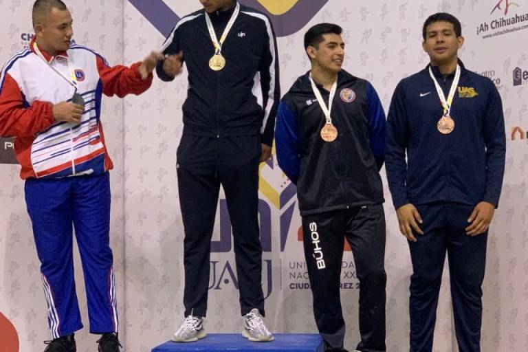 Roberto Medina de TKD le da a la UAS la primera medalla de oro en UACJ 2022