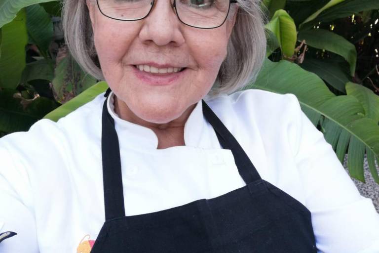 El olor del horno de leña y el pan de mujer son propios de Sinaloa, afirma Delia Moraila