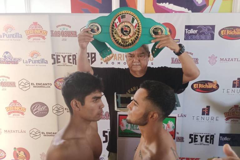 Pugilistas de Noche de Campeonato vencen la romana