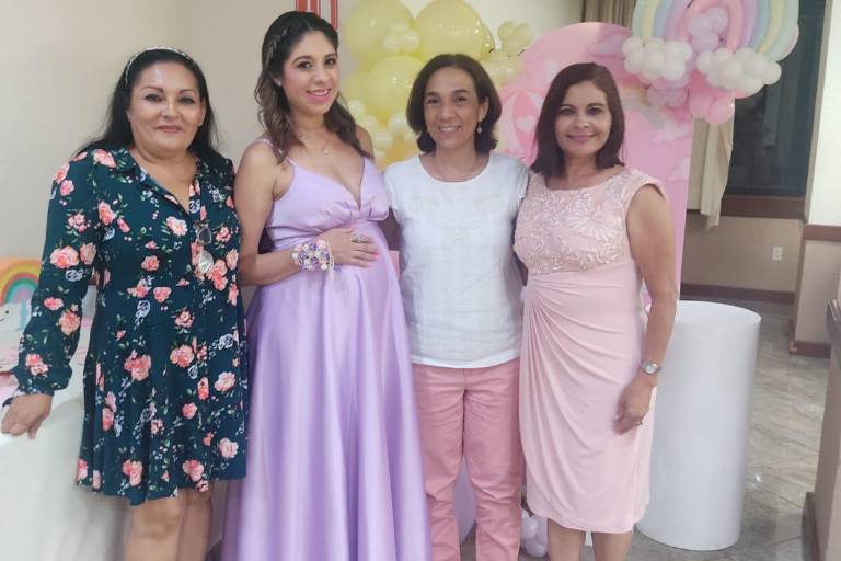 Beatriz Alicia Morales en la dulce espera de Alicia