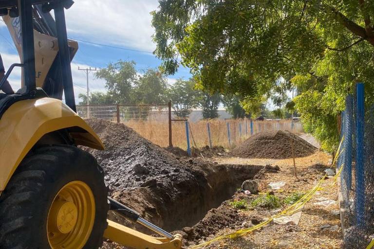 Inicia Japac trabajos para sustituir tuberías viejas de drenaje en el sector Humaya