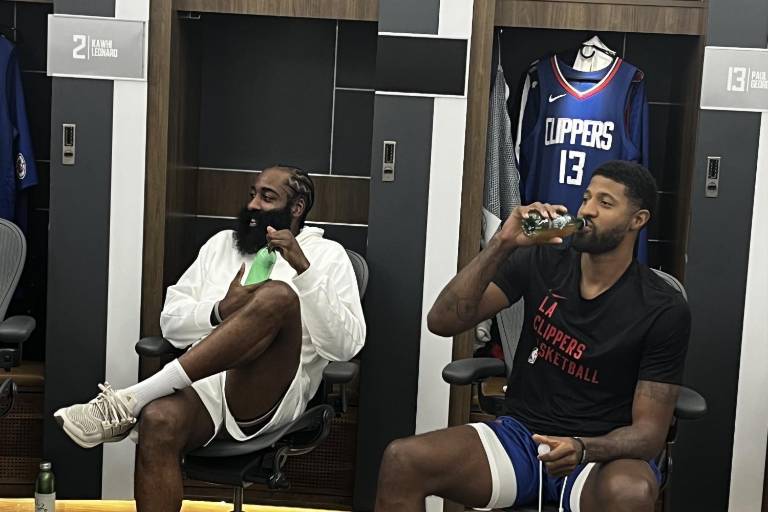 James Harden llega a los Clippers tras ser traspasado de los Sixers