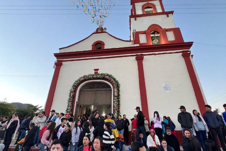 Celebran en Matatán la centenaria fiesta de la Virgen de la Candelaria