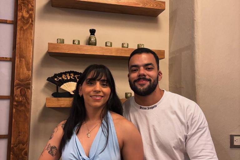 Emotivo festejo recibe la coach Iriana Rivas por su cumpleaños