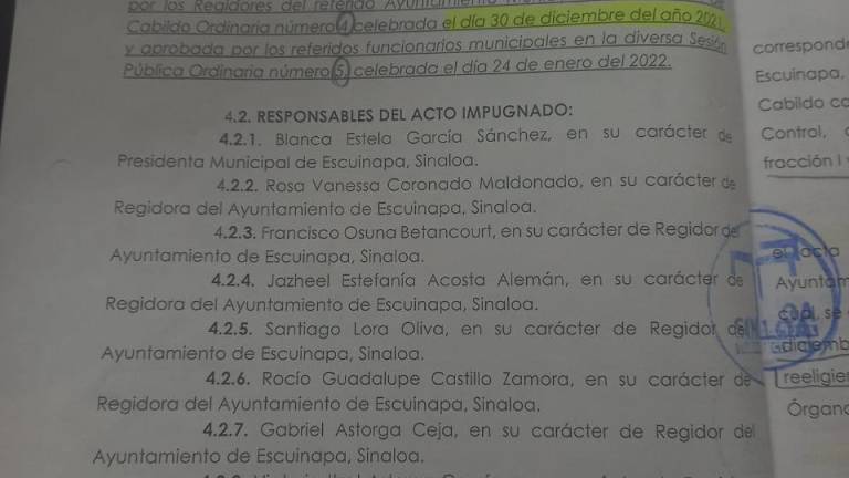 En Escuinapa Síndico Procurador demanda ante el TEESIN a Alcaldesa y regidores