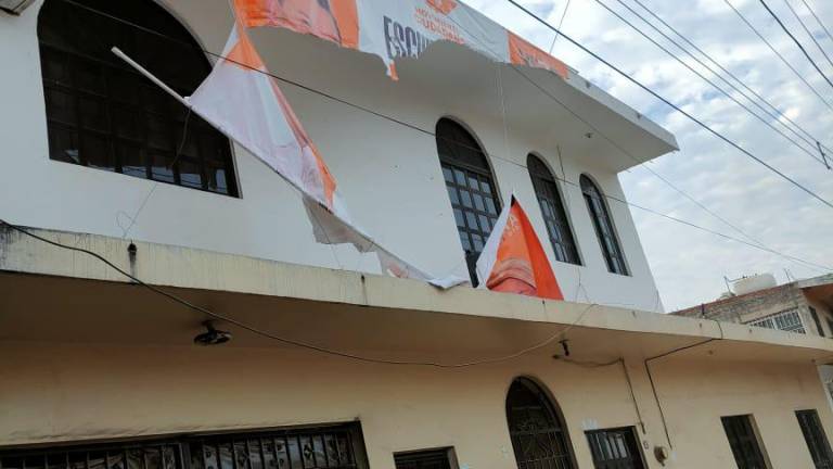 En Escuinapa destruyen, otra vez, propaganda del candidato de MC a la Alcaldía