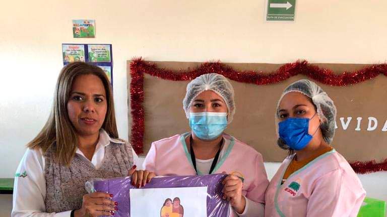 Como parte del equipo de Pro-familia de Jornaleros, participaron 1 médico general, 2 dentistas y 2 psicólogas.