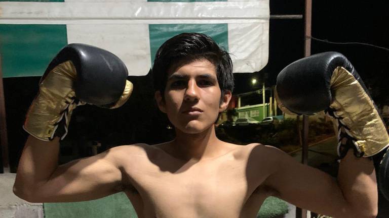 Alberto Castillo espera salir con la mano en alto en su debut en el boxeo profesional