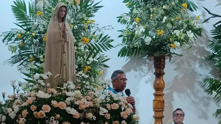 En la Parroquia Santa María de América se llevaron a cabo las últimas actividades de las fiestas Patronales en honor a la Virgen del Rosario de Fátima.