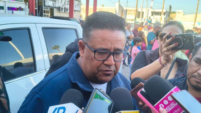 Autoridades de Ahome buscan reformar reglamentos para sancionar la portación de machetes sin justificación.