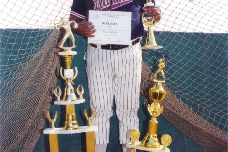 Gilberto Cárdenas Álvarez, una vida dedicada a la familia y al beisbol