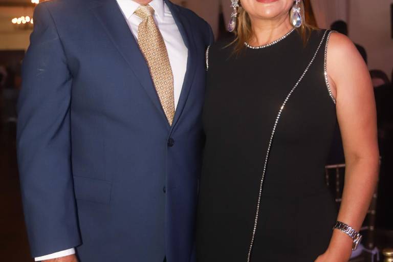 Reciben fundadores de Panamá, Ignacio Osuna y Olivia Vidaurri distinción en ‘Amores y Sabores 2023’