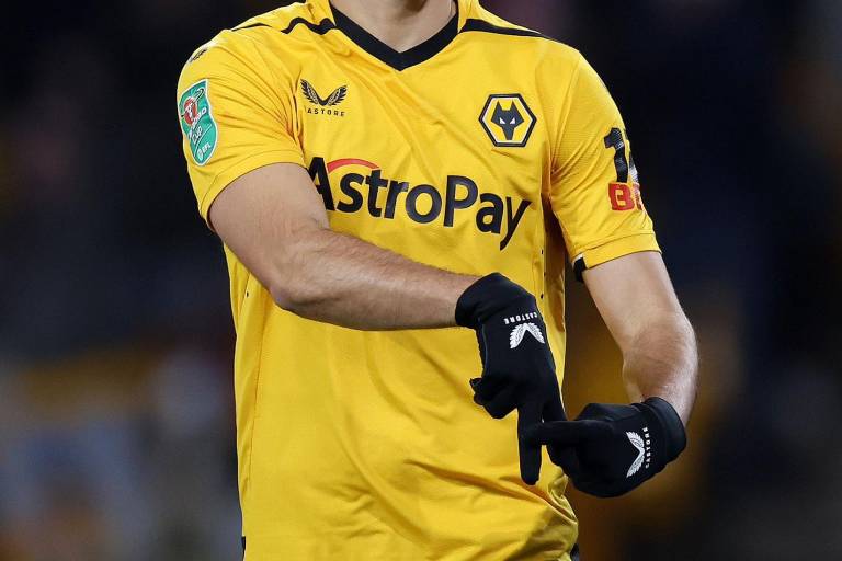 Raúl Jiménez se queda en la banca en empate de Wolves