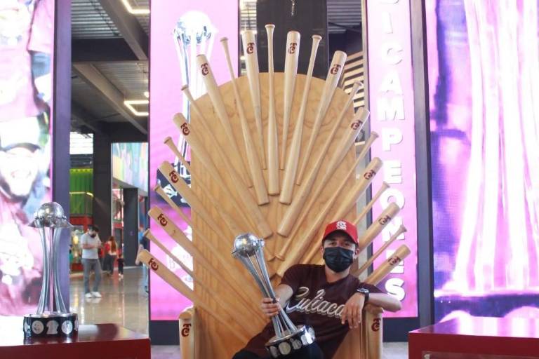 Con éxito arranca el Trophy Tour de los bicampeones Tomateros de Culiacán