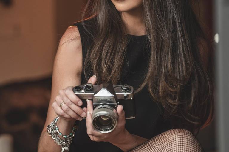 Abordará ‘La hija del fotógrafo’ el machismo y el fanatismo religioso este sábado 10