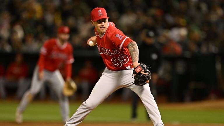 Gerardo Reyes seguirá en la Liga Americana.