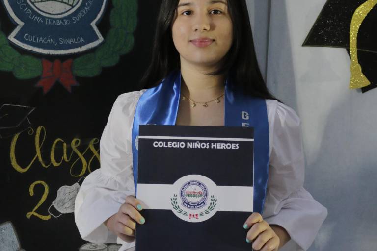 Se despiden de la primaria del Colegio Niños Héroes