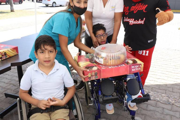 Club Venados y Aeternus Funerales se convierten en Reyes Magos