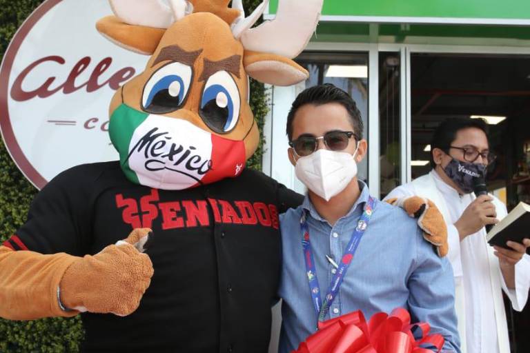 Inauguran la tercera sucursal de la tienda Venados Market