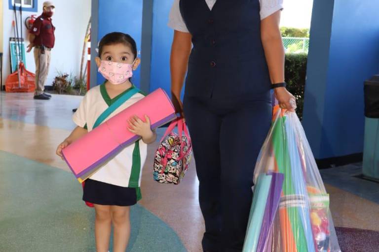 ¡Alumnos del Andes están de nuevo en las aulas!