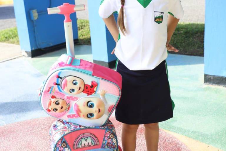 ¡Alumnos del Andes están de nuevo en las aulas!