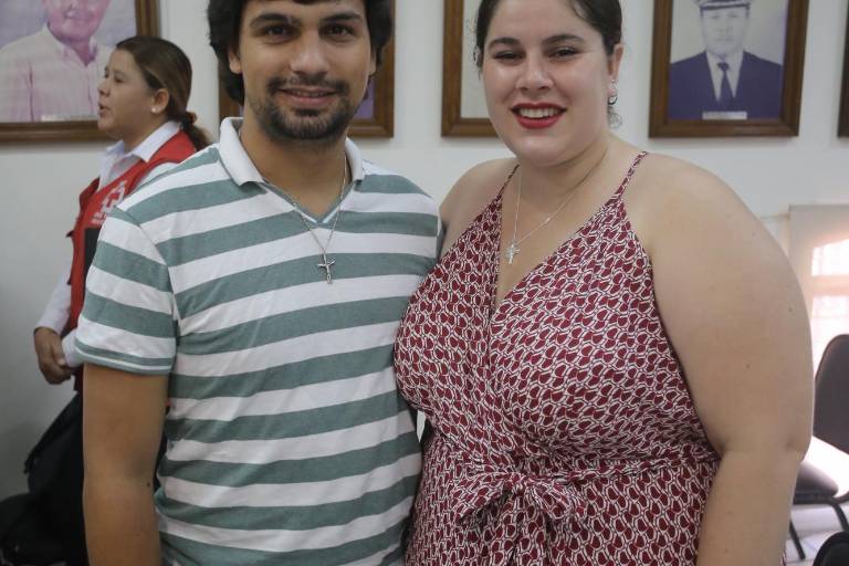 Recibe Cristina Rosano González la Constancia de Perseverancia por 60 años de servicio altruista