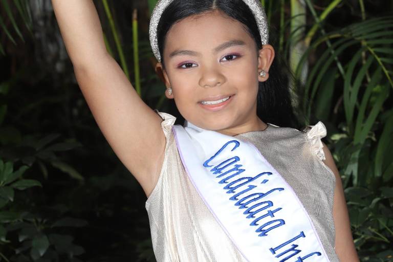 Ángela Salazar busca ser la primera reina de su familia