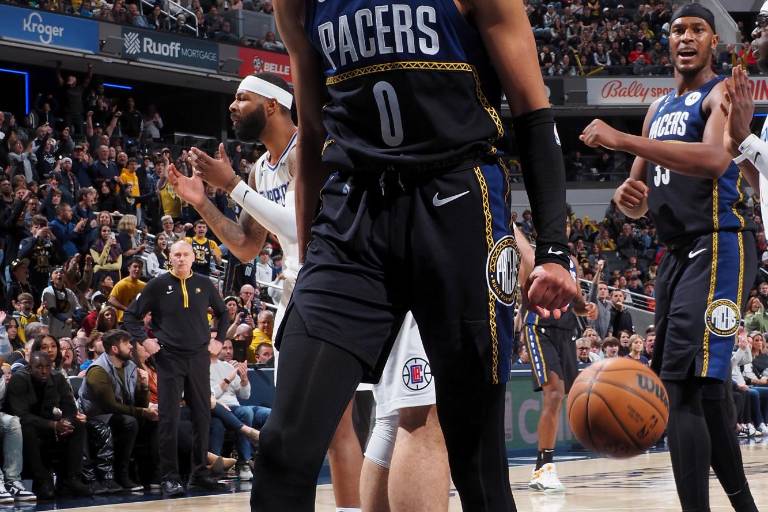 Clippers cae ante Pacers pese a 45 puntos de Paul George