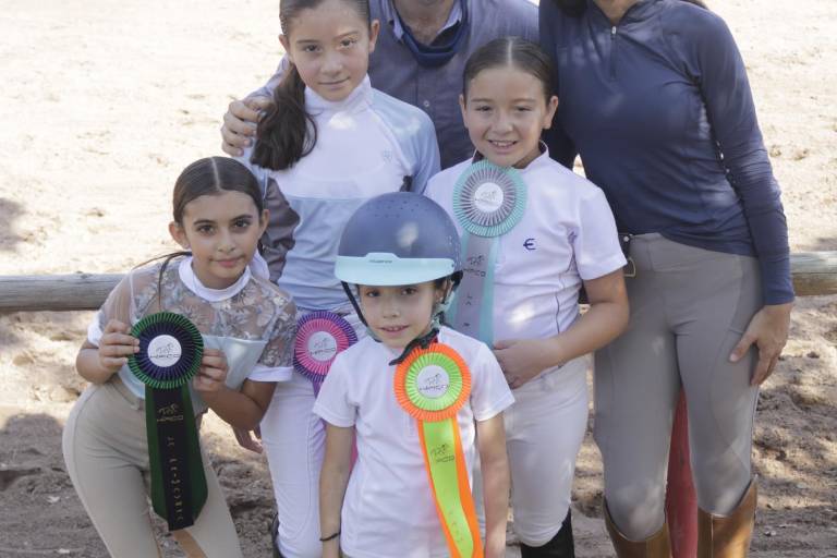 Jinetes y amazonas se reúnen en la Primera Copa Ecuestre 2021