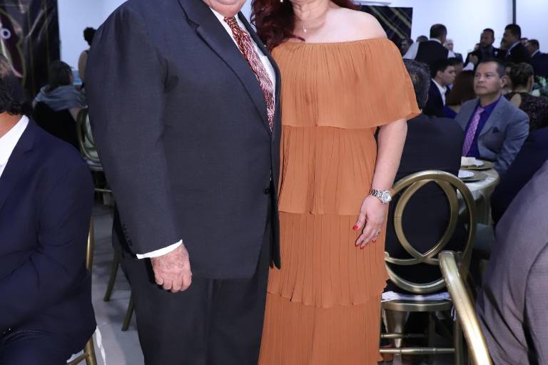 Asume presidencia de Colegio de Ingenieros Civiles