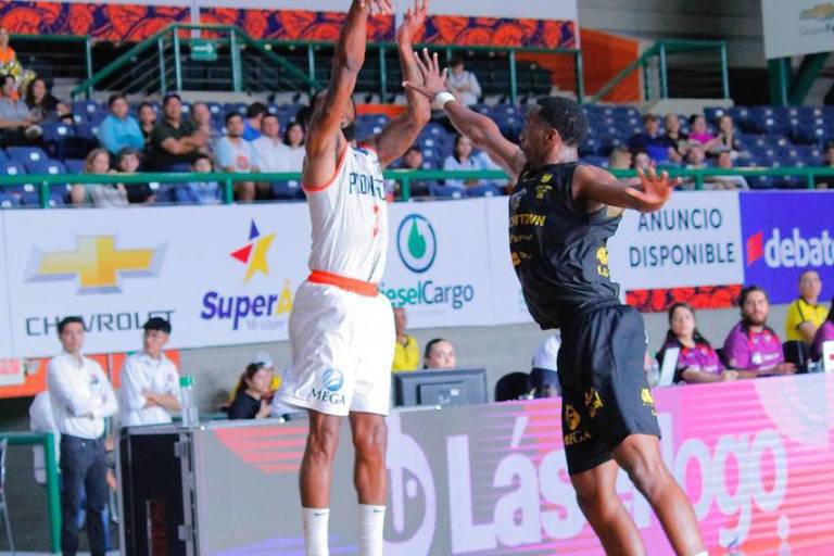 Caballeros de Culiacán logra barrida en Los Mochis