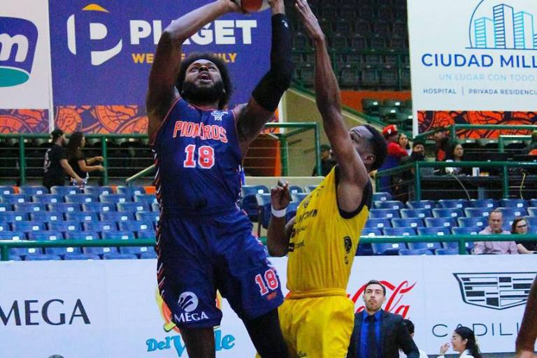 Caballeros de Culiacán se impone en el CUM de Los Mochis