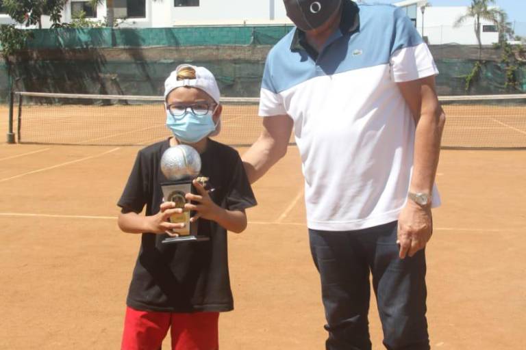 Todo un éxito el Torneo de Tenis Nancy Grimes de Semana Santa 2021