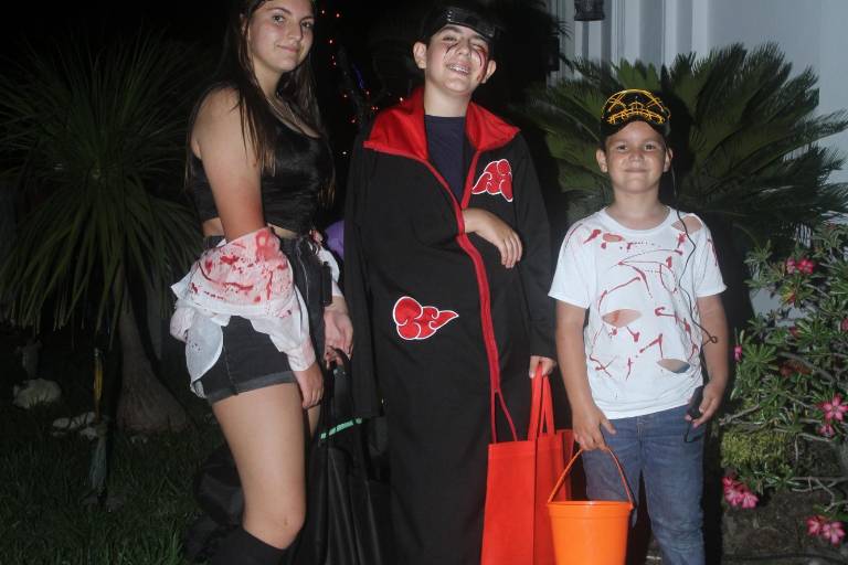 Vecinos del Fraccionamiento El Cid celebran el Halloween
