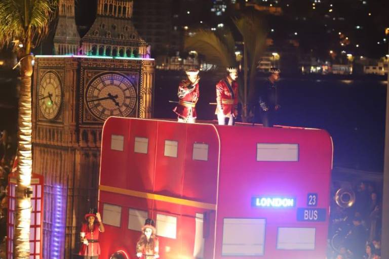 Magia y espectacularidad, el sello de las carrozas reales del Carnaval de Mazatlán