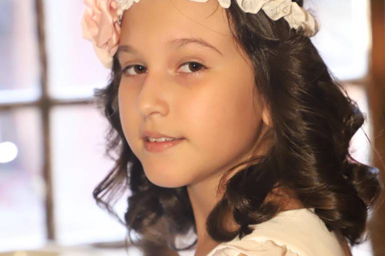 Brianda Guerrero Peraza celebra su primera comunión