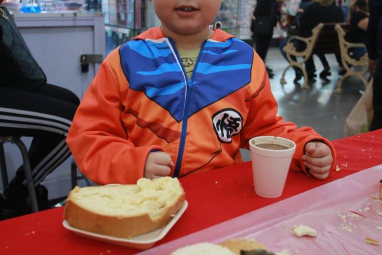 Casa Ley consiente a sus clientes con Rosca de Reyes