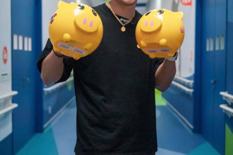 Inicia Boteo Teletón 2024 con visita del medallista olímpico Marco Verde