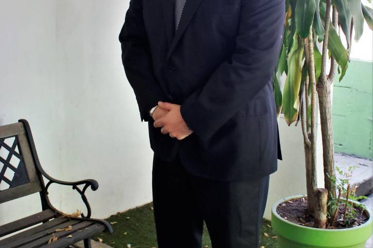 Obtienen grado de Maestros