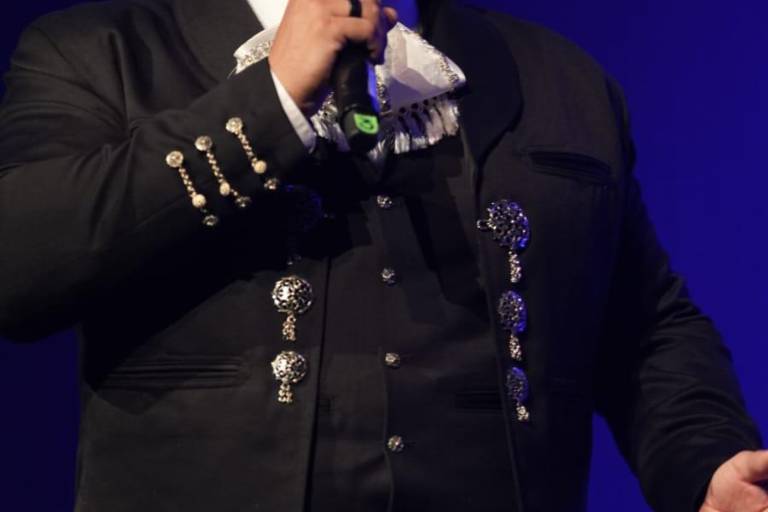 Regresa el Tenor Carlos Osuna al Teatro Ángela Peralta