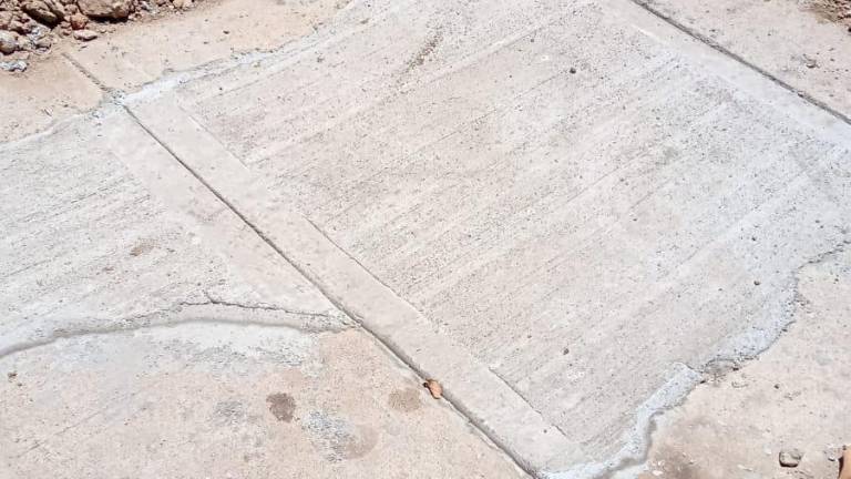 Promete Ana Quevedo atención inmediata a fallas en alumbrado público y fugas de agua en Rosario