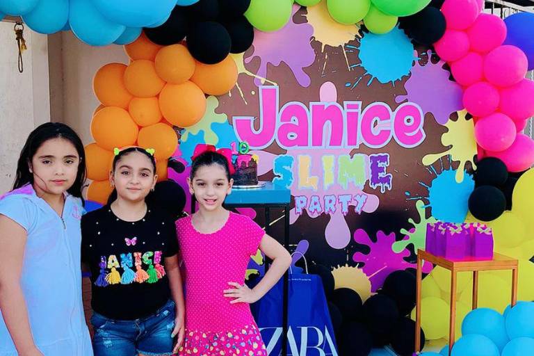 Celebra sus 10 años al estilo TikTok