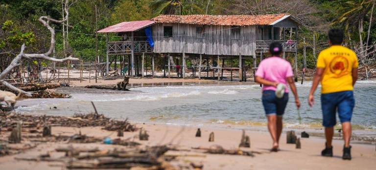 Brasil concentra actualmente una de las señales ambientales más relevantes, con descenso de los niveles de agua en la cuenca amazónica y deterioro de la calidad del aire asociado a incendios forestales.