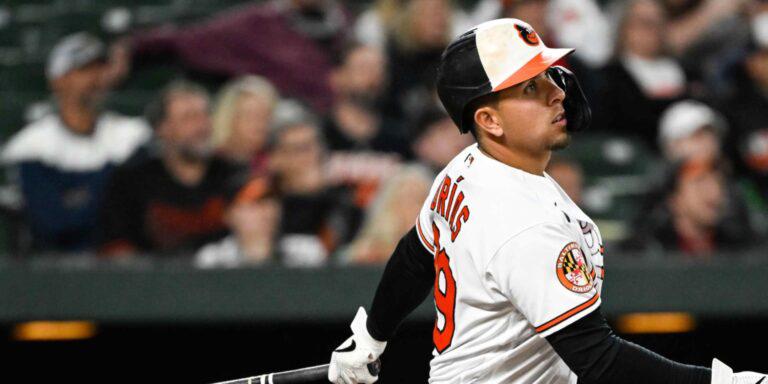 Ramón Urías brilla en triunfo de los Orioles sobre los Medias Rojas