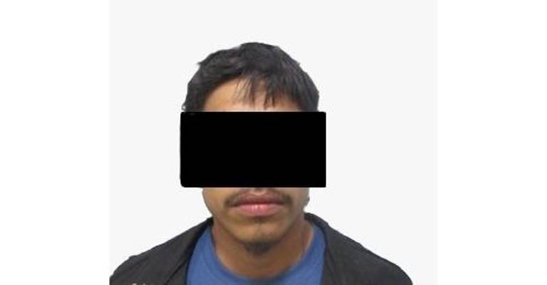 Héctor Miguel fue detenido por agentes municipales en el Fraccionamiento Virreyes, en Los Mochis.