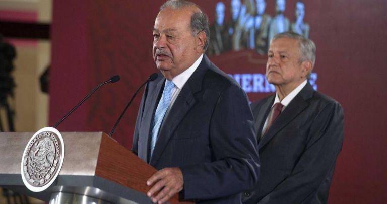 Carlos Slim junto al Presidente López Obrador.